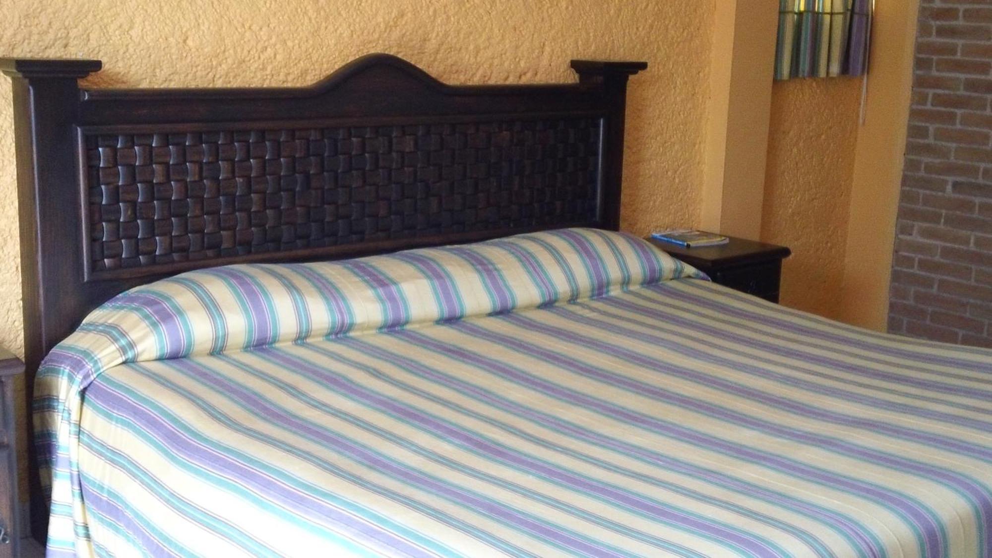 Hotel Villa Monarca Inn Zitácuaro Habitación foto